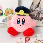 Kirby peluche rosa, seduto con cappello da marinaio