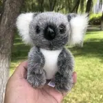 Piccolo koala di peluche, molto carino, misura 16 cm, giocattolo, avventura, bambola, regalo perfetto per un compleanno o per Natale, nuovo arrivo, novità, 2020, Uncategorized Altezza: 12 cm Colore: Nero